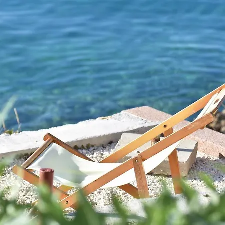 Gorgeous In Okrug Donji With Wifi * Donji Okrug (Ciovo)